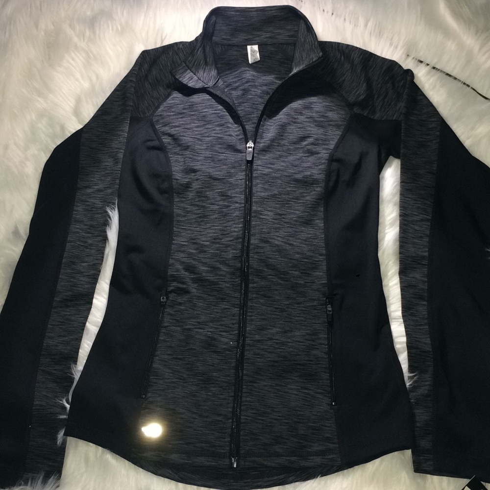 Ideology Performance Jacket - Picture 3 of 6
